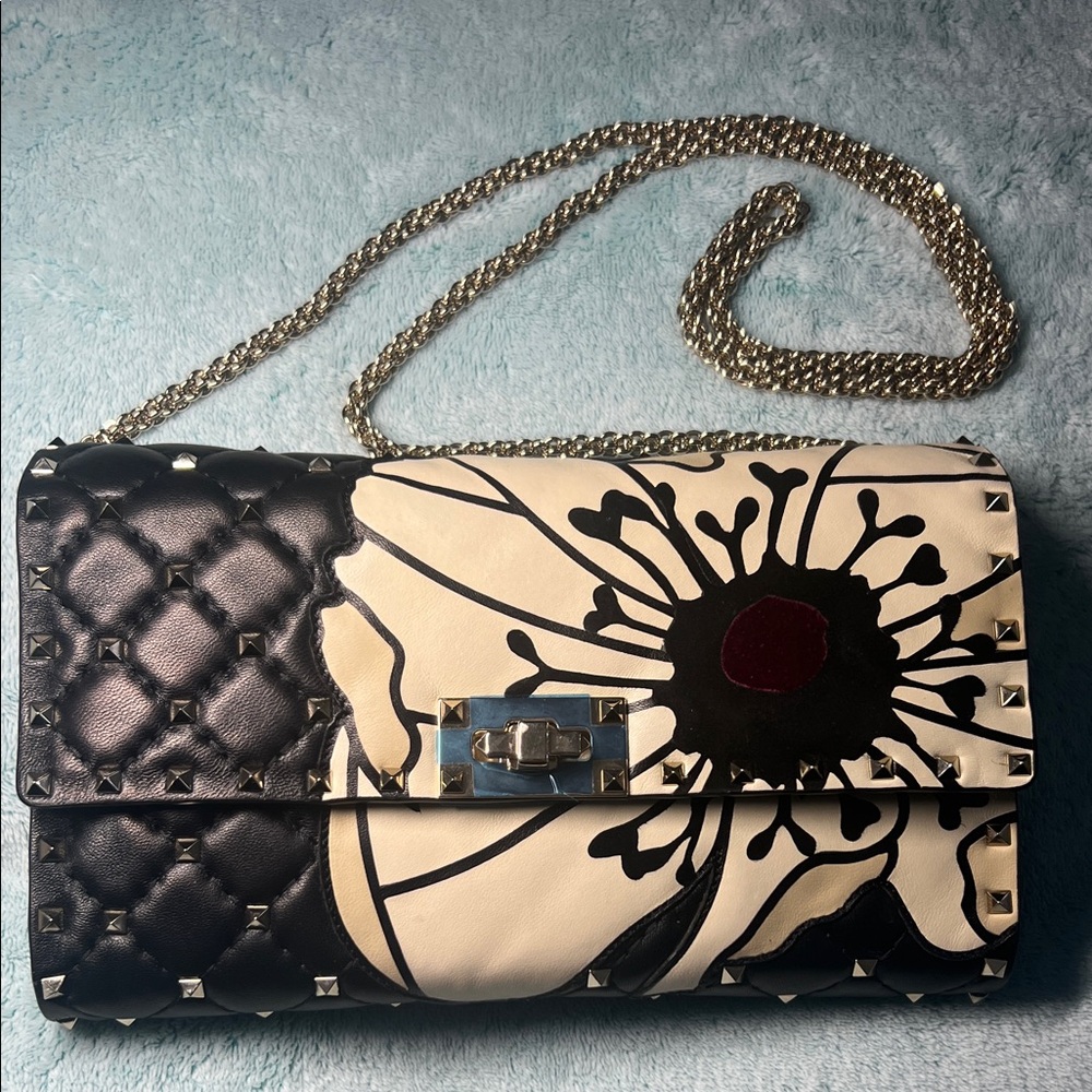Valentino Garavani Rockstud Spike Nappa Leather Crossbody Clutch Bag